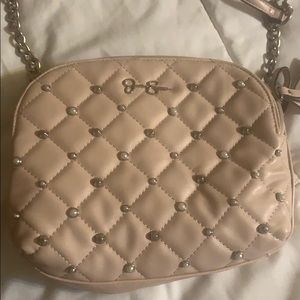 Jessica Simpson purse